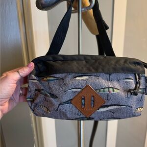 JanSport Black and Gray Men's Bag with fish. NEW